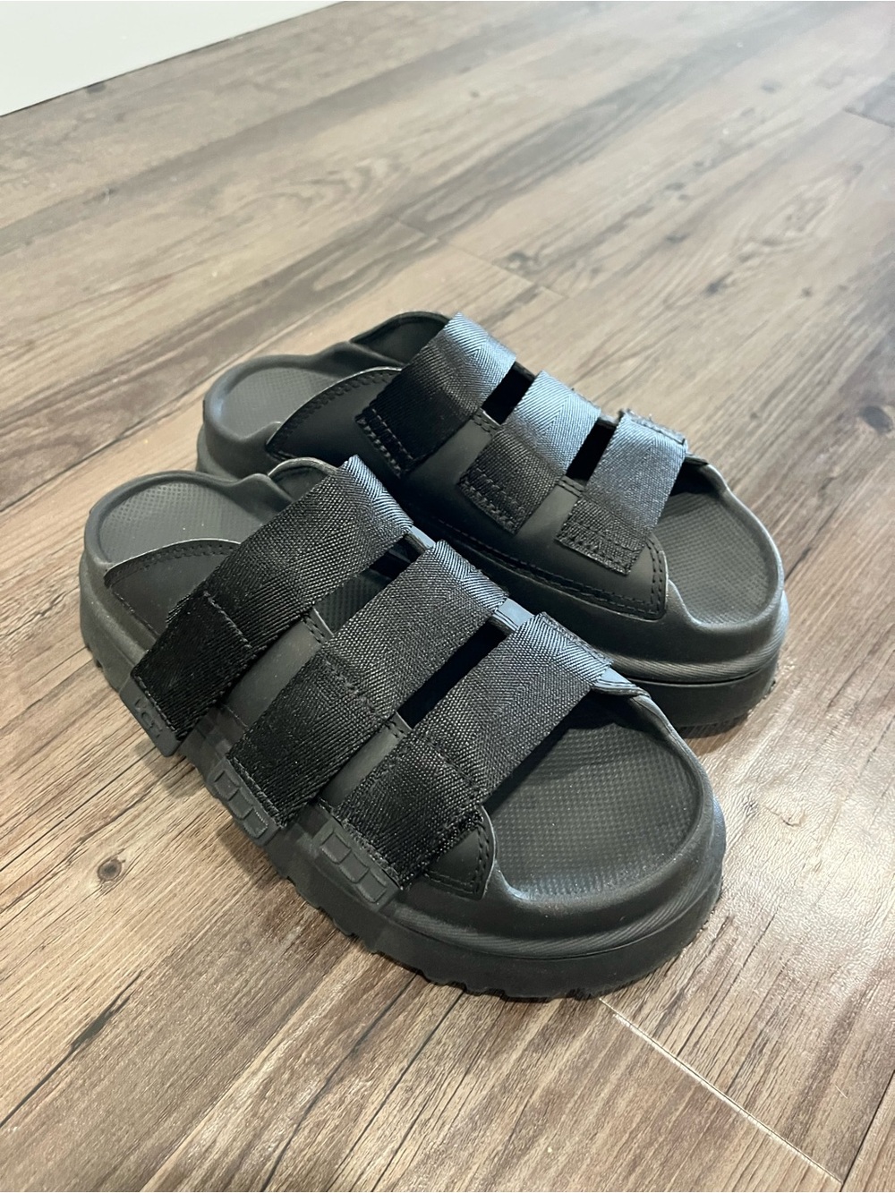 Women’s UGG Black Adjustable Strap Slide Sandals
